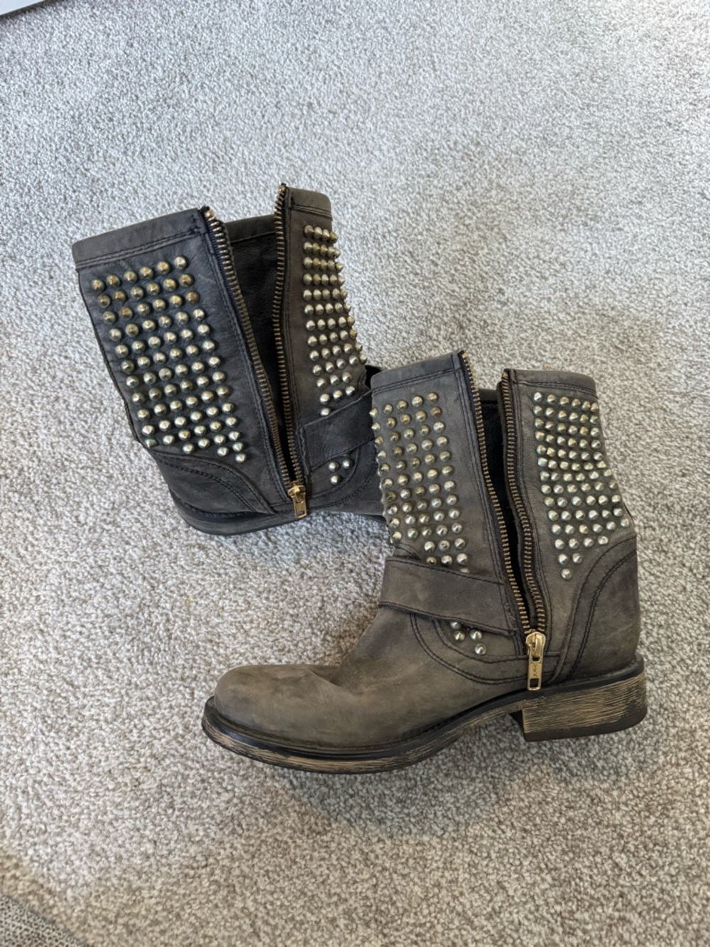 Steve Madden stuffed Monicaa leather boots